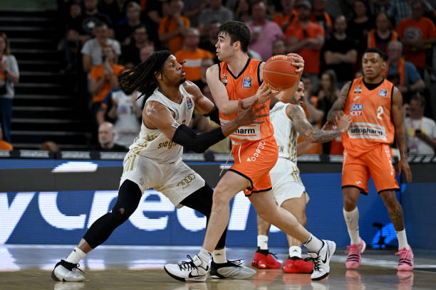 是一位以速 是一位以速